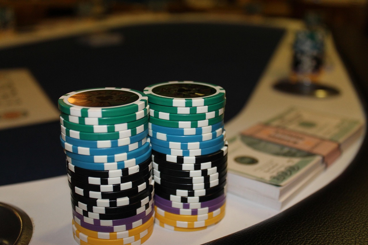 GTO策略入门教程 - GTO策略入门教程:从零理解博弈论最优打法,提升你的德州扑克水平