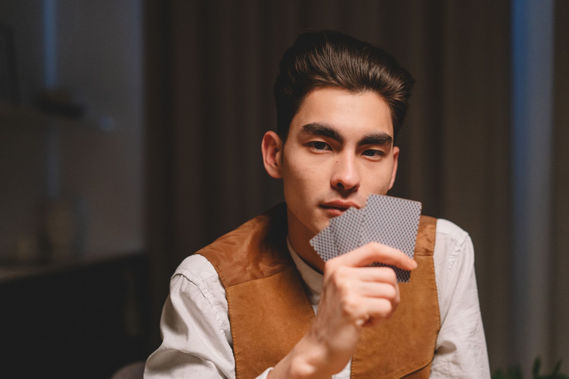 决赛桌短码逆袭：6BB如何撑到冠军？解析ICM压力下的生存策略（实战示例）