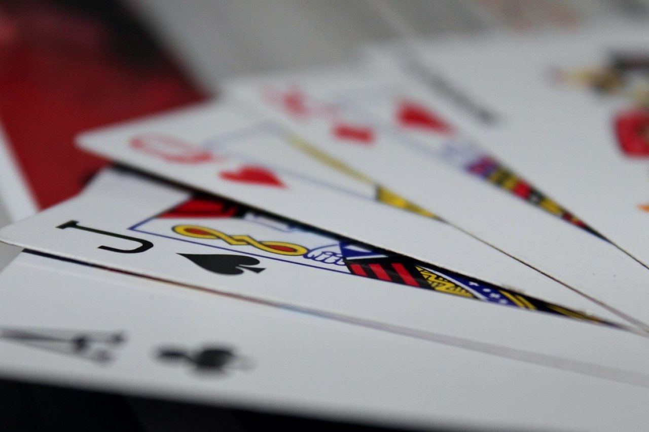兄弟，想血洗WSOP主赛？先学会怎么免费看直播！3大渠道揭秘