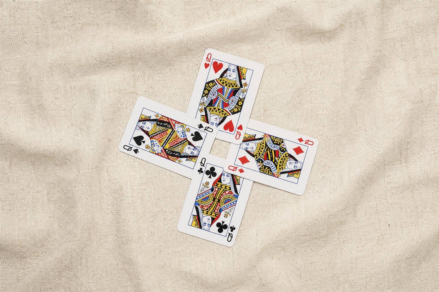 QQPOKER官网锦标赛种类有哪些？五种主流赛制玩法与规则详解（实战示例）