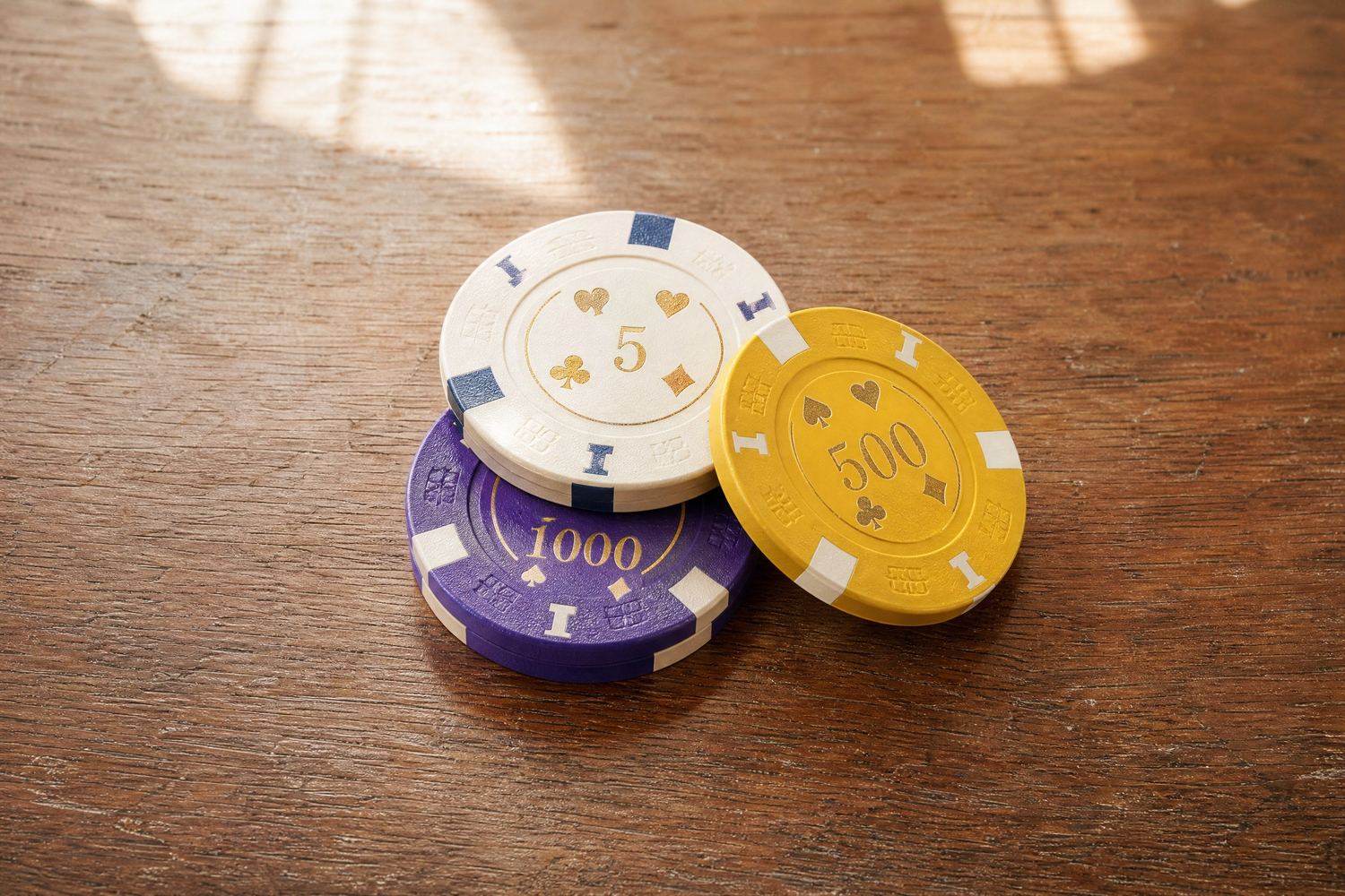 QQPOKER读牌技巧四个关键细节：从下注节奏到牌面结构